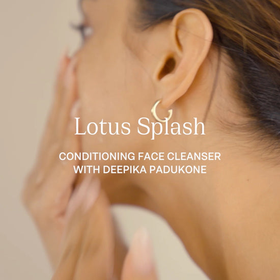 How to use Lotus Splash hydrating facial cleanser by Deepika Padukone #size_all